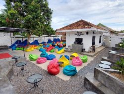 Dr. Koffie, Kafe dengan Paduan Suasana Pantai dan Olahan Kopi Khas Lampung