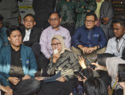 Demonstran Tuntut Penghapusan Mahepel dan Usut Kasus Pembungkaman