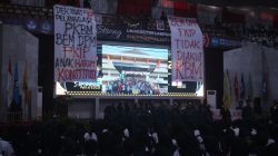 Maba Bingung, Spanduk Tolak BEM dan DPM FKIP Warnai PKKMB Unila 2025