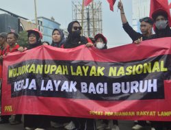 Peringati Hari Buruh Nasional, Pusat Perjuangan Rakyat Lampung Lakukan Aksi