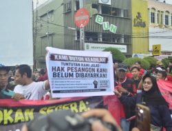 Peringatan Hari Buruh: Tuntut Stop PHK Sepihak Bagi Jurnalis